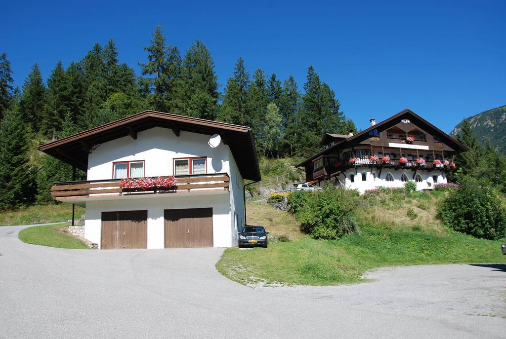 Ferienwohnung Pension Tirol بيشلباخ المظهر الخارجي الصورة