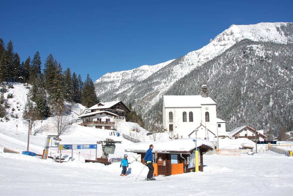 Ferienwohnung Pension Tirol بيشلباخ المظهر الخارجي الصورة