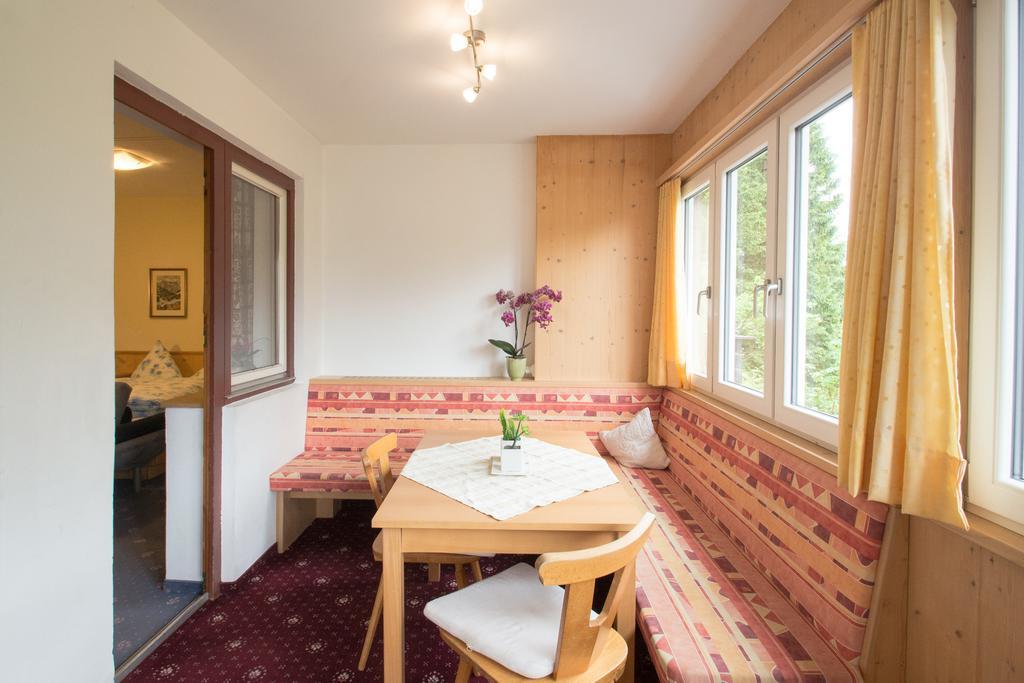 Ferienwohnung Pension Tirol بيشلباخ المظهر الخارجي الصورة