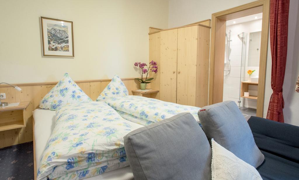 Ferienwohnung Pension Tirol بيشلباخ المظهر الخارجي الصورة