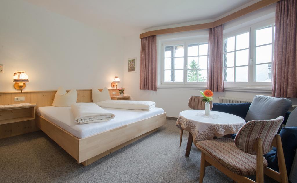 Ferienwohnung Pension Tirol بيشلباخ المظهر الخارجي الصورة