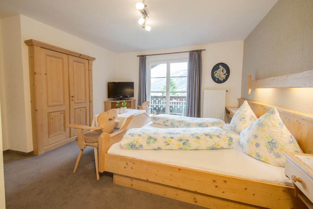 Ferienwohnung Pension Tirol بيشلباخ المظهر الخارجي الصورة